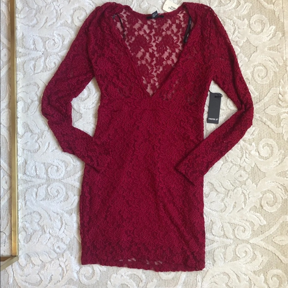❌SOLD❌ 🆕 Long sleeve lace dress
